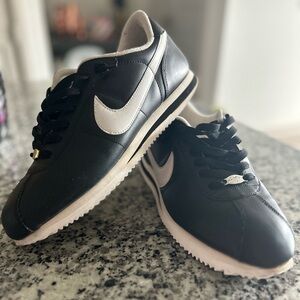 Nike Cortez